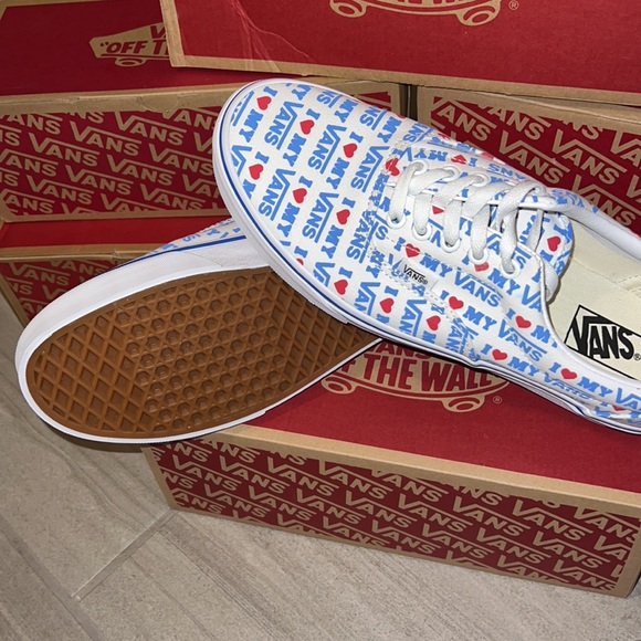 🔥 Vans Era I Heart Vans White & Blue Skate Shoes 🔥 - Picture 6 of 9